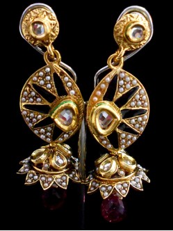 latest-earrings-2420PER19288